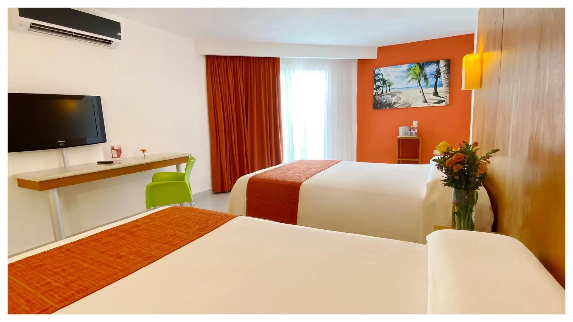 Adhara Express Hotel Cancún