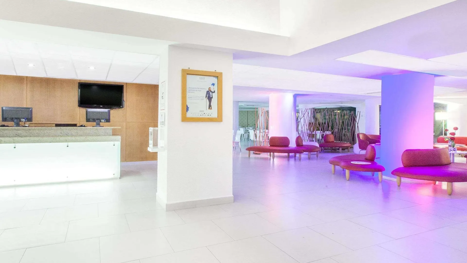 Hotel Adhara Express Cancún
